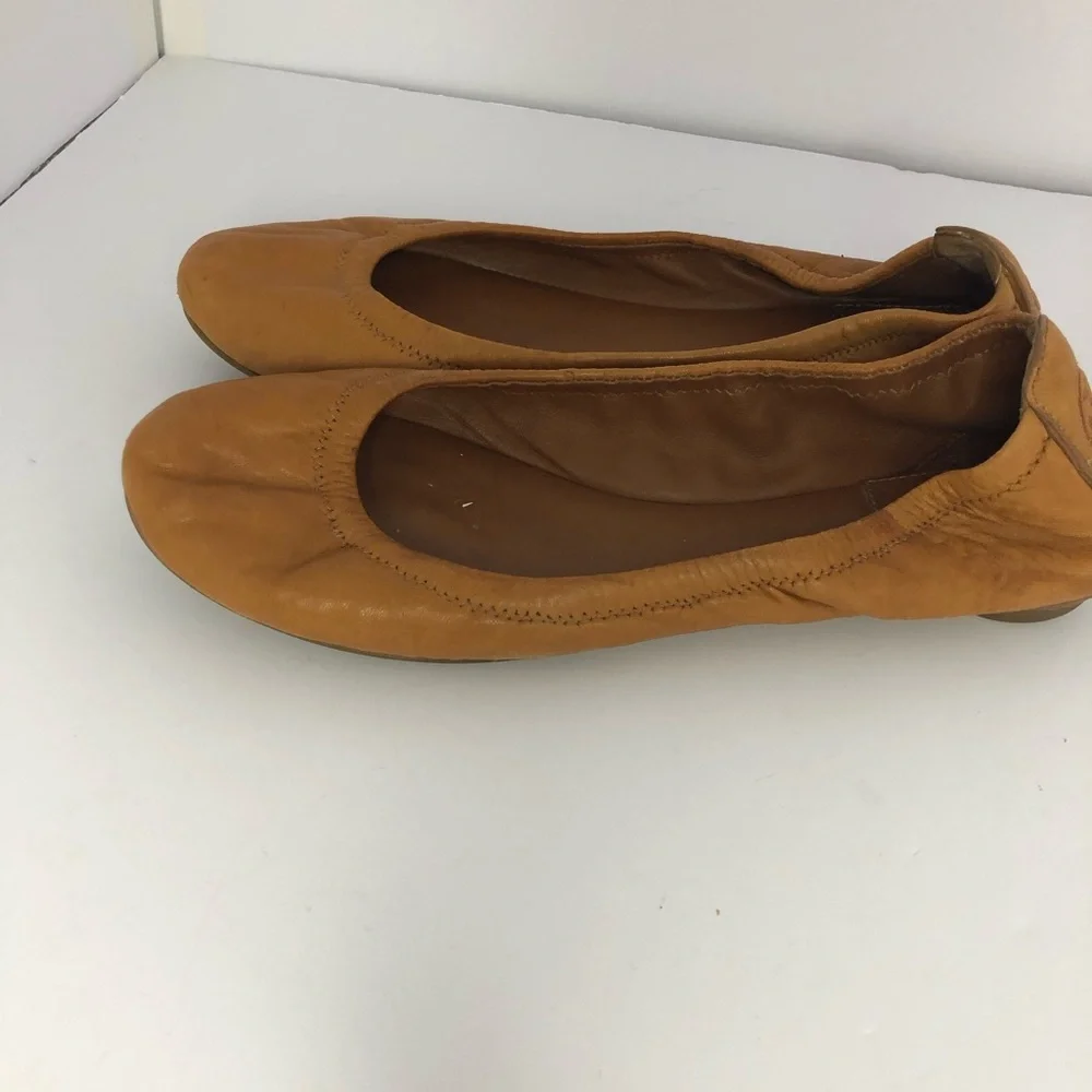 Tory Burch Eddie Tan Leather Ballet Flats Shoes Women’s Size 6.5 flaws
